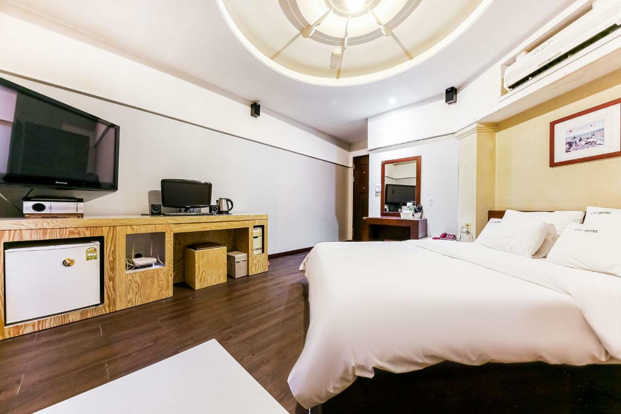 Hotel Rooky Daejeon Esterno foto